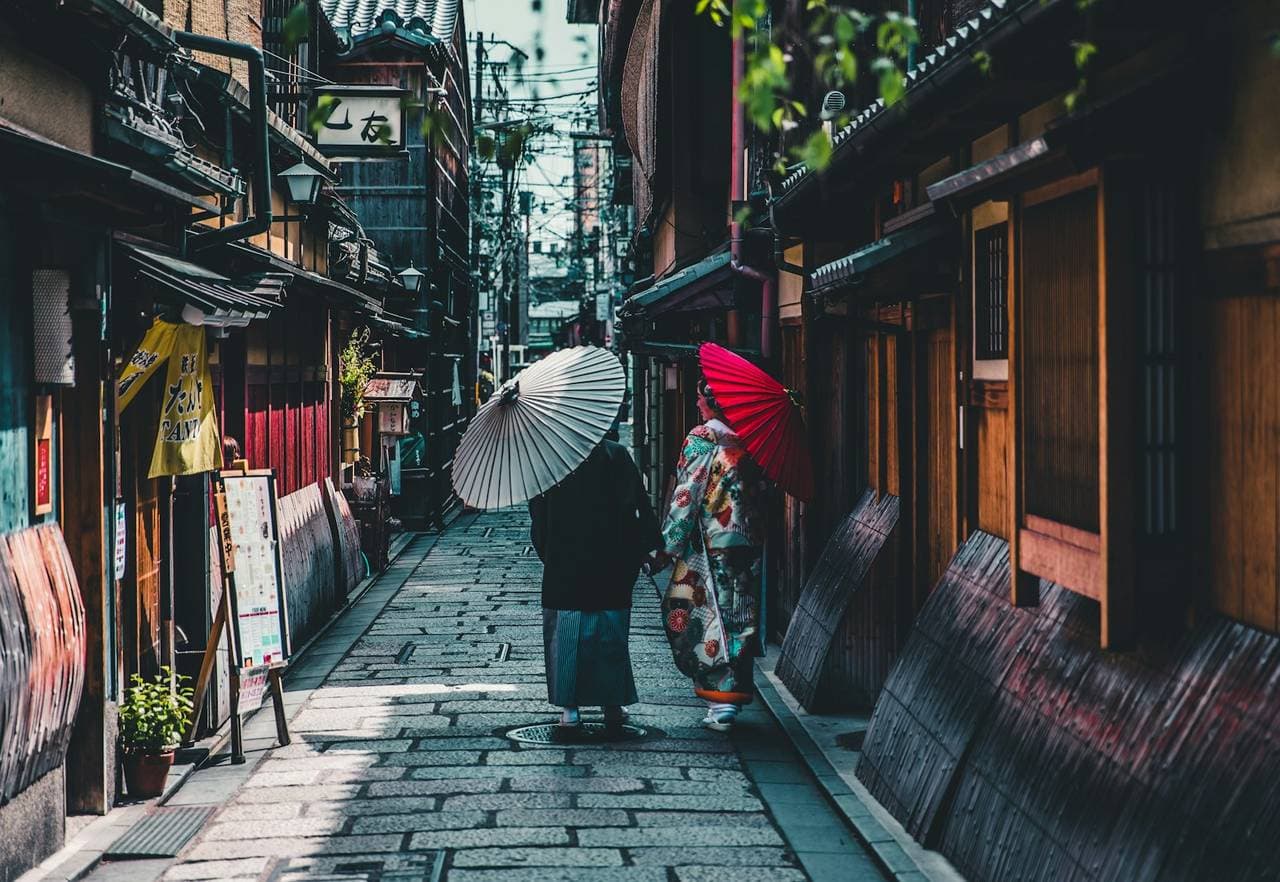 Japan eSIM — stay connected from Tokyo to Mt. Fuji
